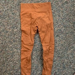 burnt orange ribbed leggings